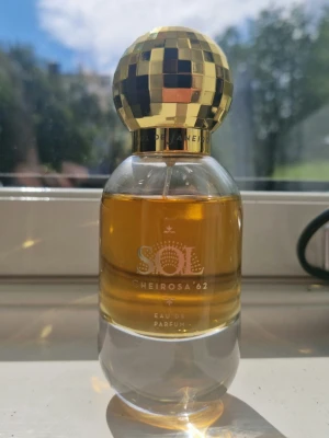 Sol de Janeiro Cheirosa '62 Eau de Parfum - Se bild för mänga kvar. Säljer då jag har för många parfymer.