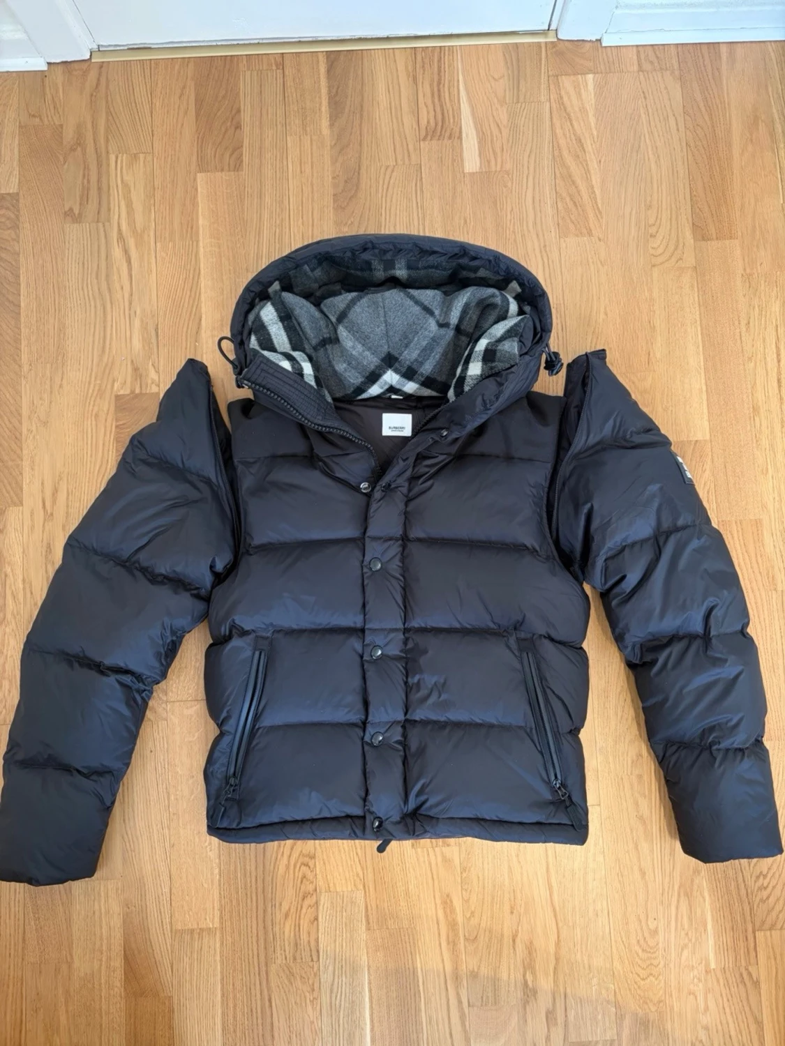 Svart pufferjacka Burberry - 1