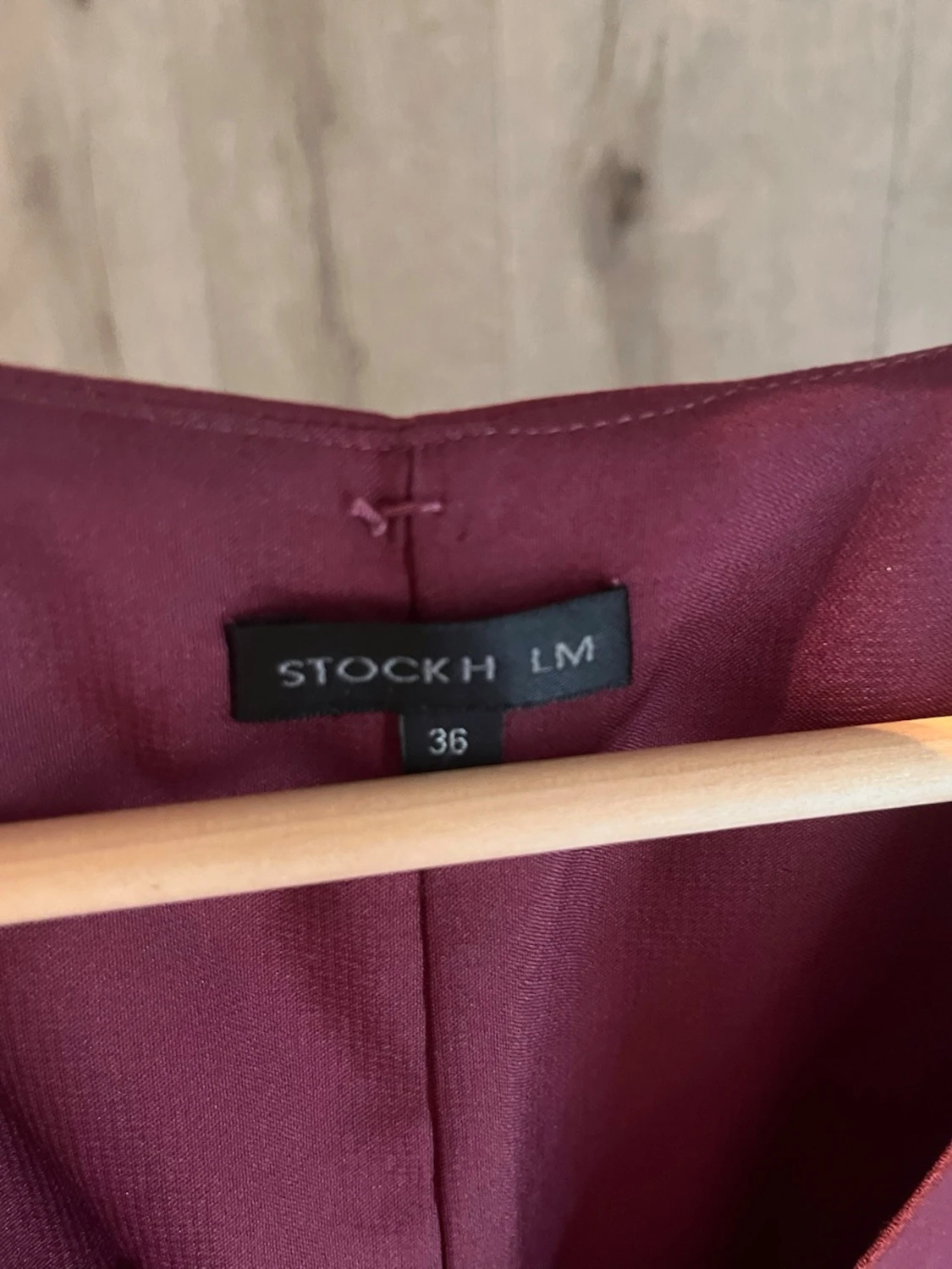 Skitsnygg Vinröd klänning  - 2