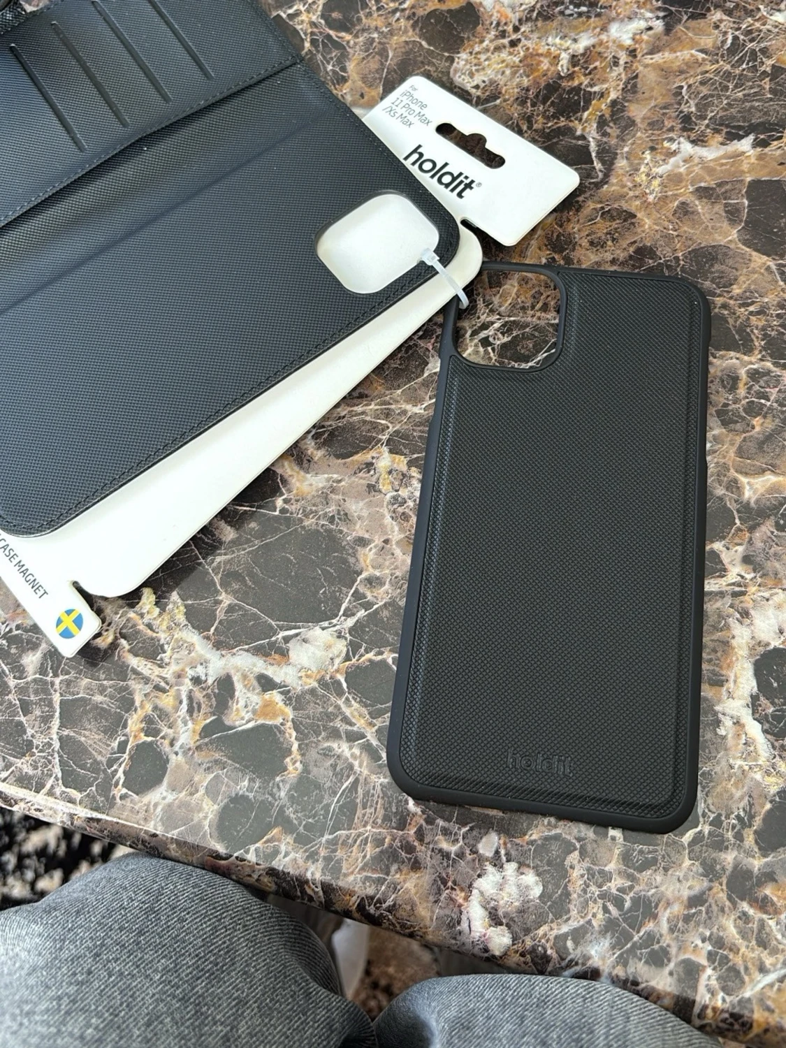 Svart mobilskal från Holdit med magnet iPhone 11 Pro Max/xs Max  - 2