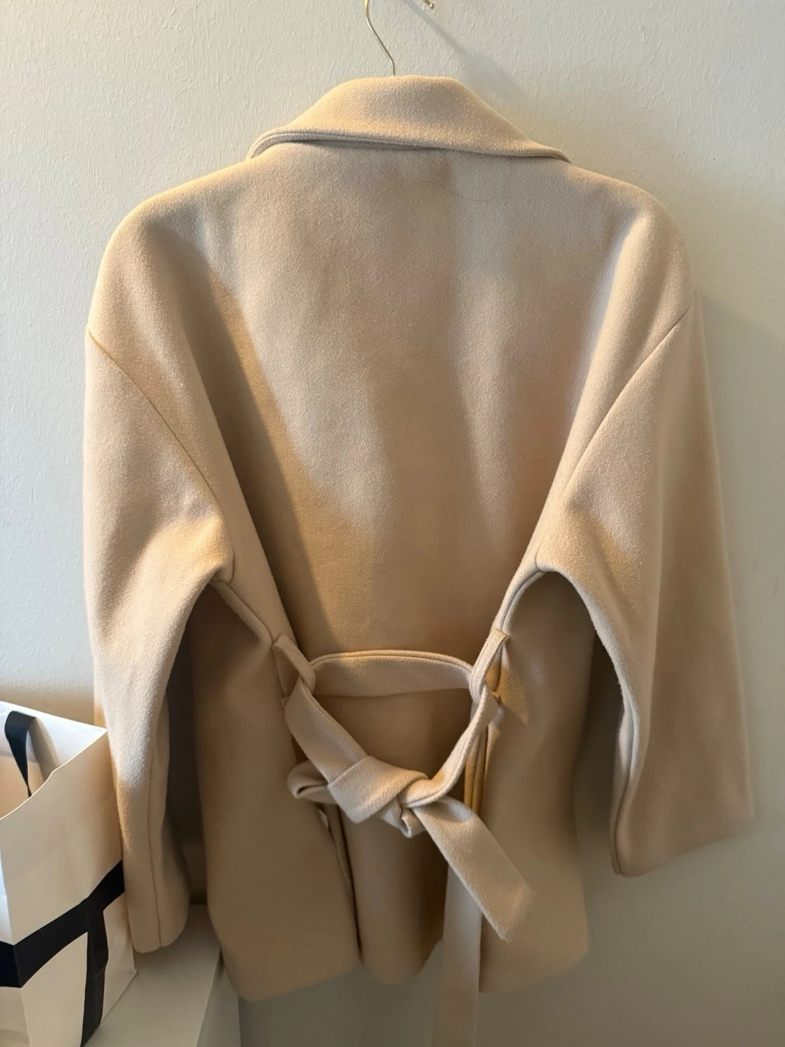 Beige kappa med knytskärp - 1