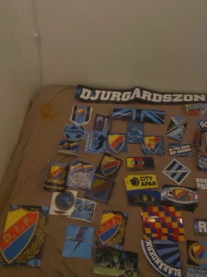 Djurgården klistermärken kollektion - Säljer hela min kollektion, det är jättemånga klibbor och vissa är det fler än andra av