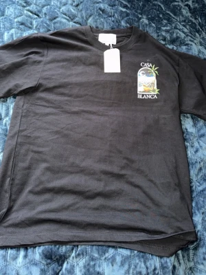 Casablanca T-shirt - En Unik Casablanca T-shirt som jag säljer just nu, top klass kvalitet den har inte används heller