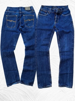 Nudie Grim Tim Jeans - Nudie Jeans Modell: Grim Tim Storlek: 30x32 Skick: Helt nya Hör av er vid minsta fundering🙏