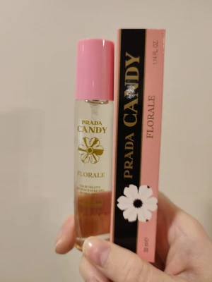 Prada Candy Florale - Prada Candy Florale Perfume. 33ml bottle. New! A great summer/spring fragrance.