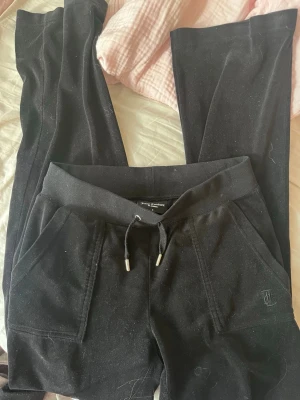 Juicy byxor  - Juicy byxor i storlek S