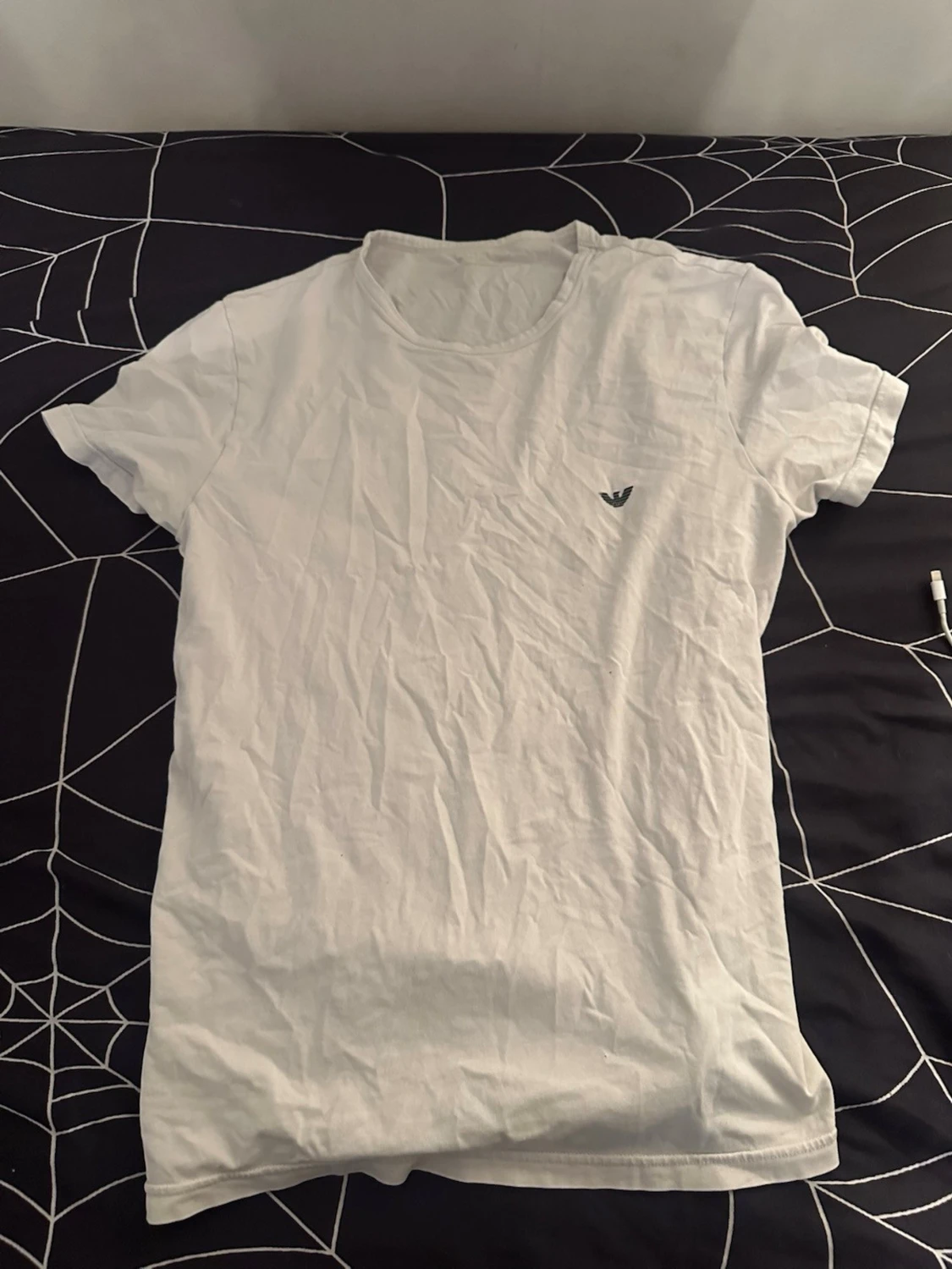 Vit t-shirt från Emporio Armani