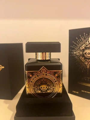 Initio oud for greatness  - Säljer denna parfym som jag fick i present för jag diggar inte doften, inte använd :)