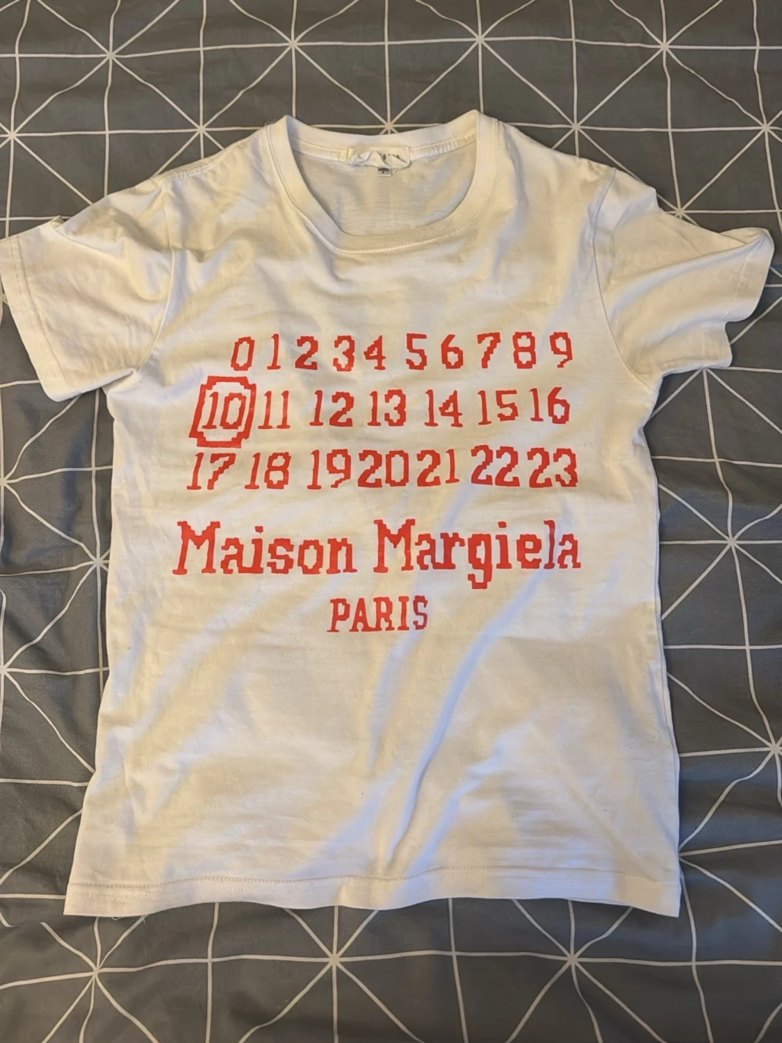 Maison Margiela vit t-shirt med tryck