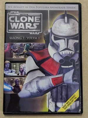 DVD Star Wars, The Clone Wars - Star Wars, The Clone Wars . Avsnitt 1 till 6 från säsong 3 , volym 1.  Både svenskt och engelskt tal
