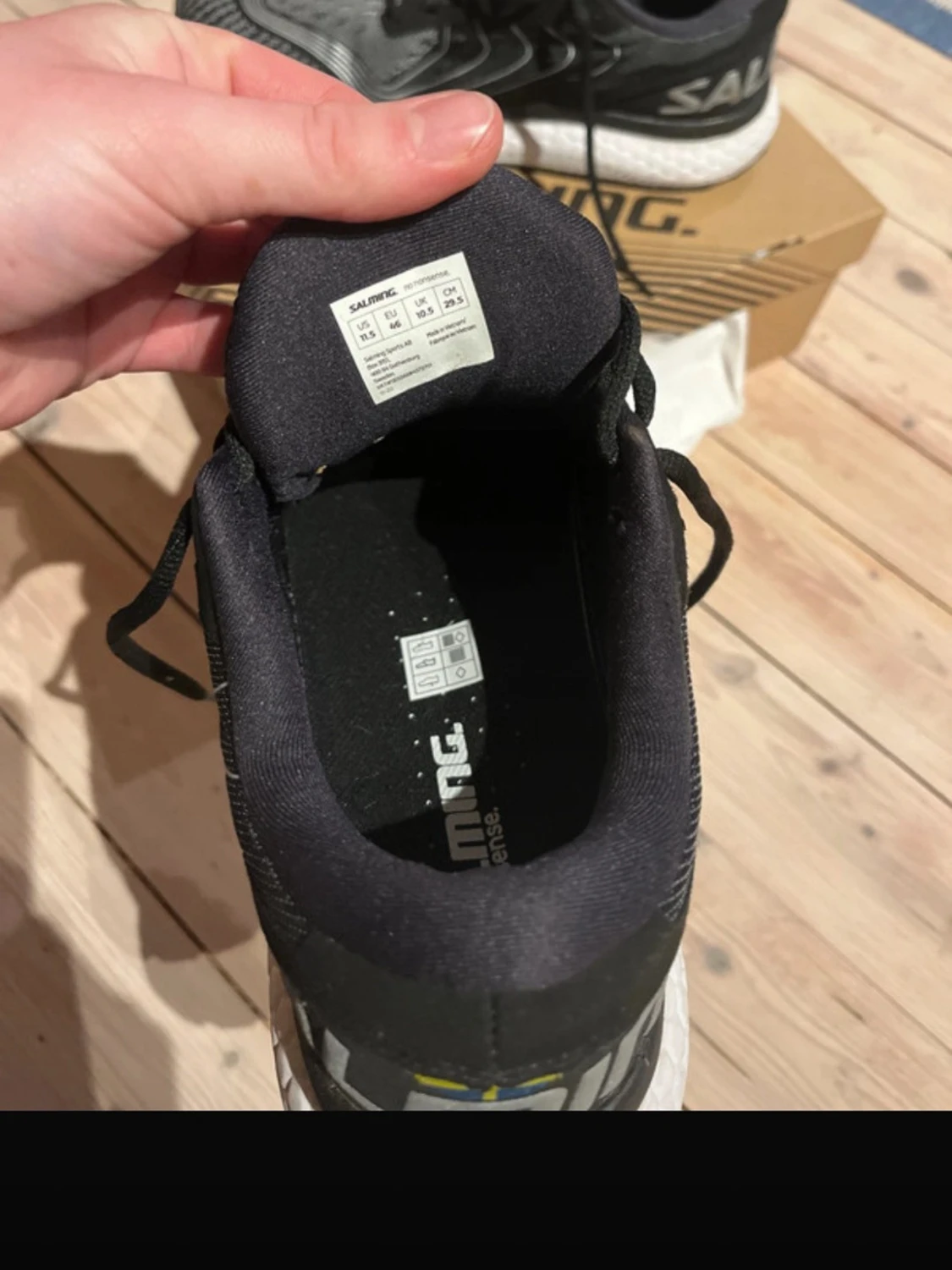 Svarta löparskor från Salming - 2