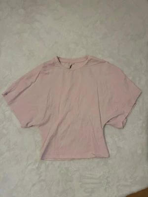 Rosa Nelly topp med vida ärmar  - Fint skick! Stl xs