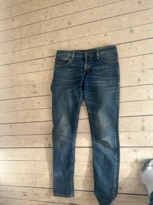 Nudie jeans  - Nudie jeans skinny Lin skit bra skick 