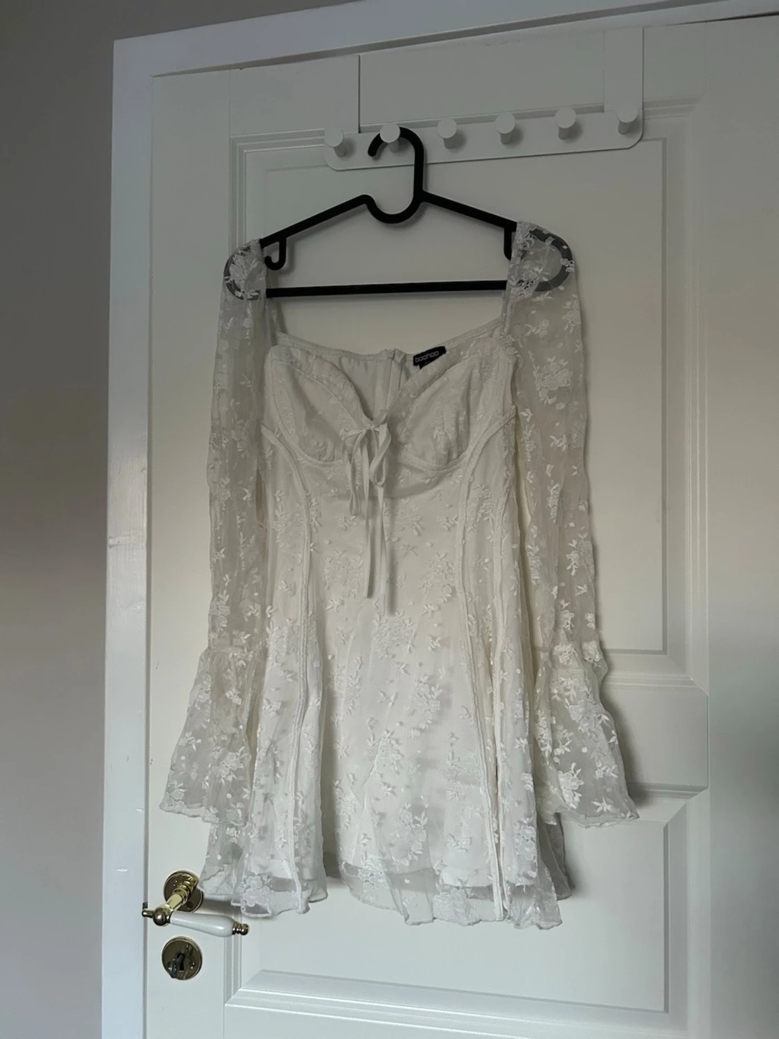 Vit spetsklänning  - 2