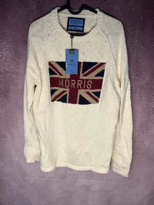 Helt ny Morris flaggtröja - Helt ny med tags | Size L | fraktar inom 24 timmar | för att köpa klicka ”köp nu” | vid frågor eller funderingar skriv en meddelande | följare får bättre rabatter🙌