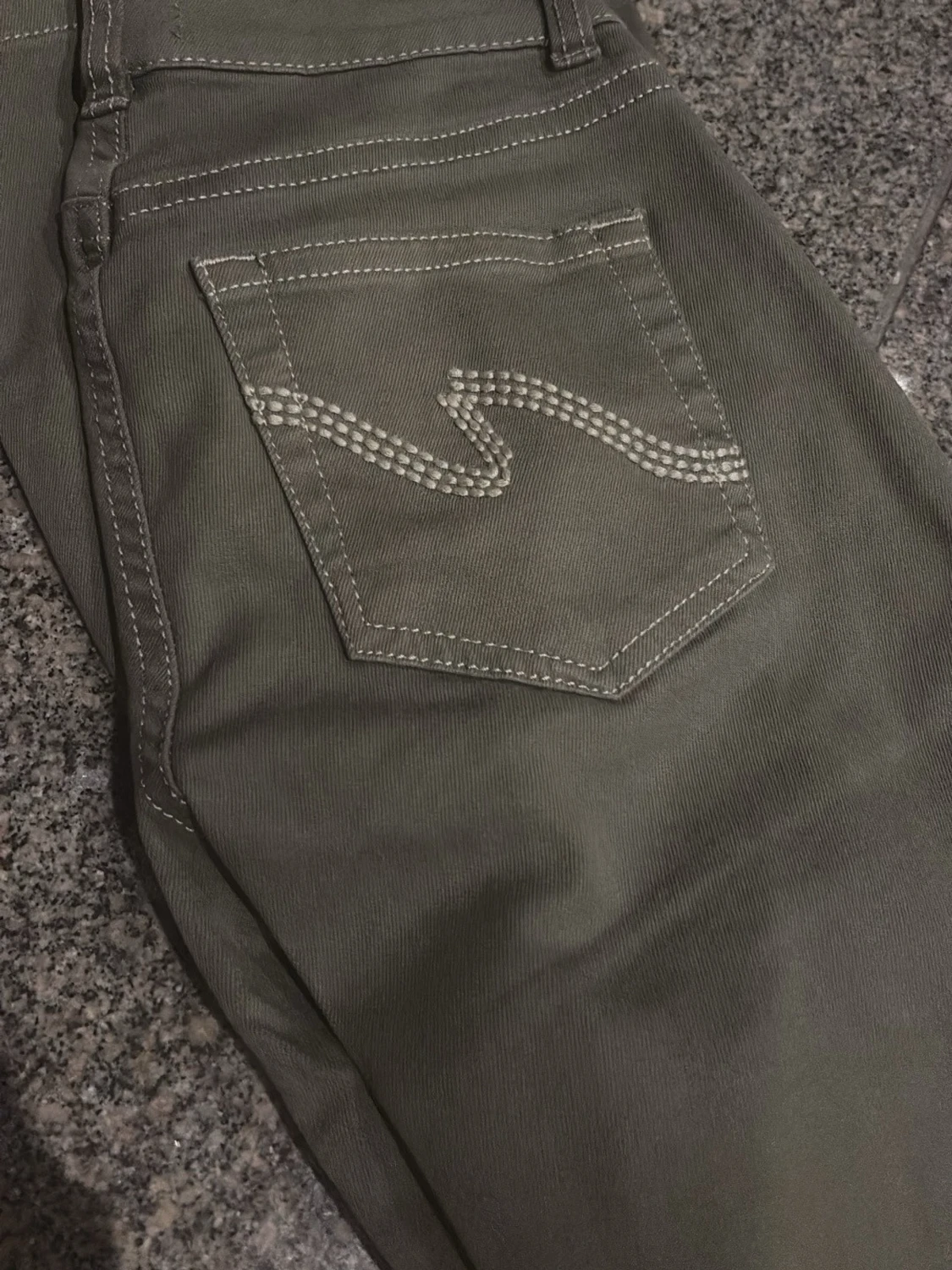 Gröna lågmidjade Nelly jeans  - 1