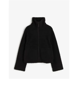 Svart teddyjacka med hög krage - Vill se vad jag kan få för jackan💞