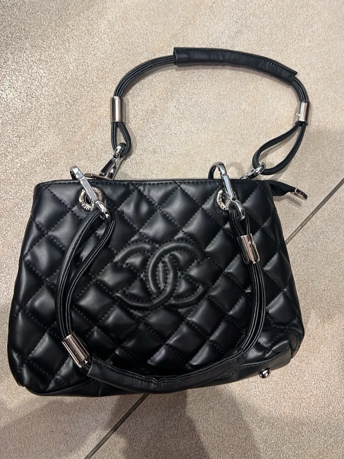 Trendiga  väskan  - 1