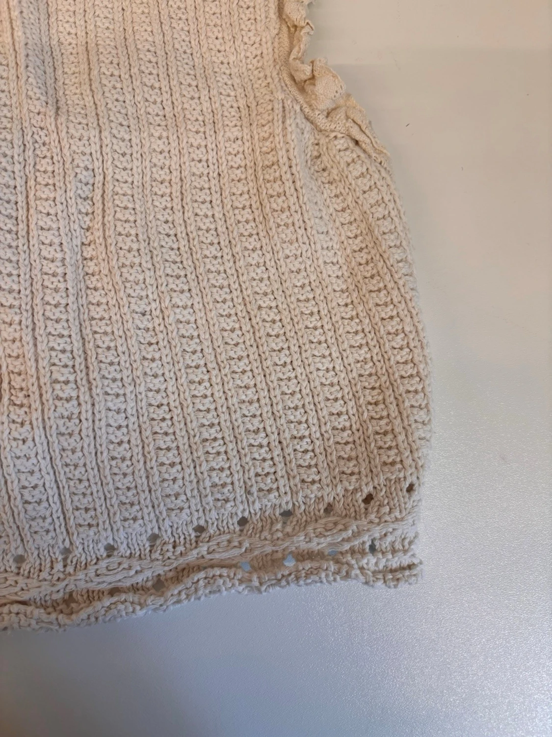 Stickad topp - 2