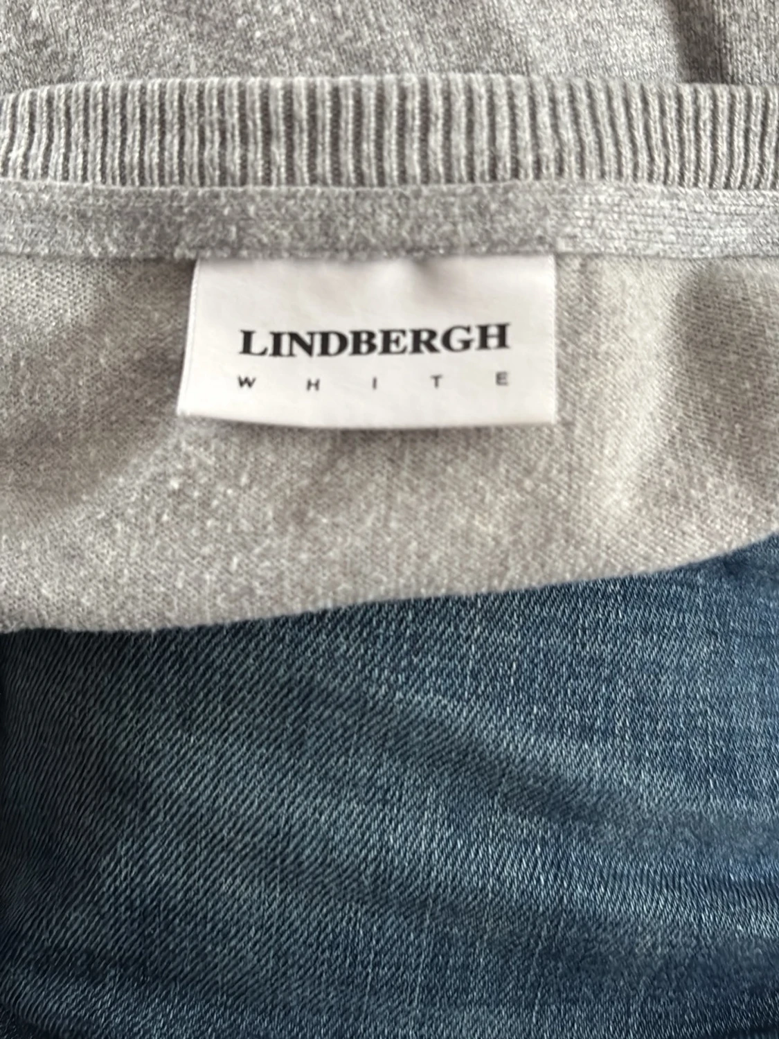 Ljusgrå stickad tröja Lindbergh - 3