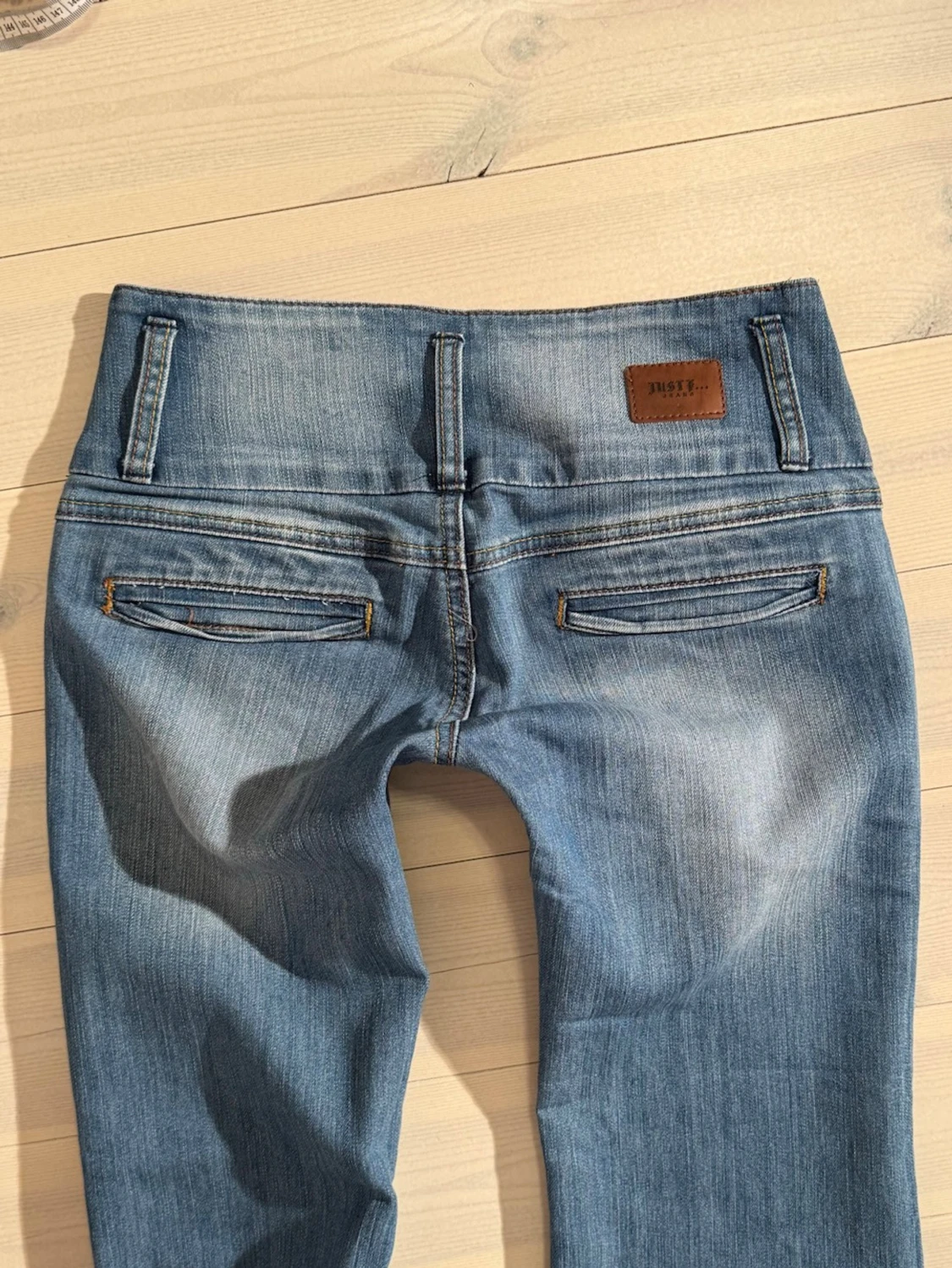 Lågmidjade bootcut jeans  - 4