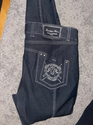 Mörkblå ridbyxor från Mountain Horse - Märkes ridbyxor 