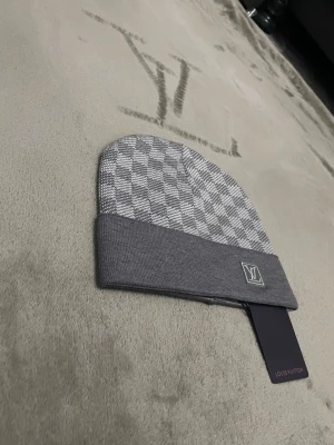 Mössa - Helt ny pssa på och köp fraktar inom 5 timmar