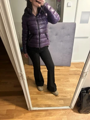 Moncler jacka  - Storlek s