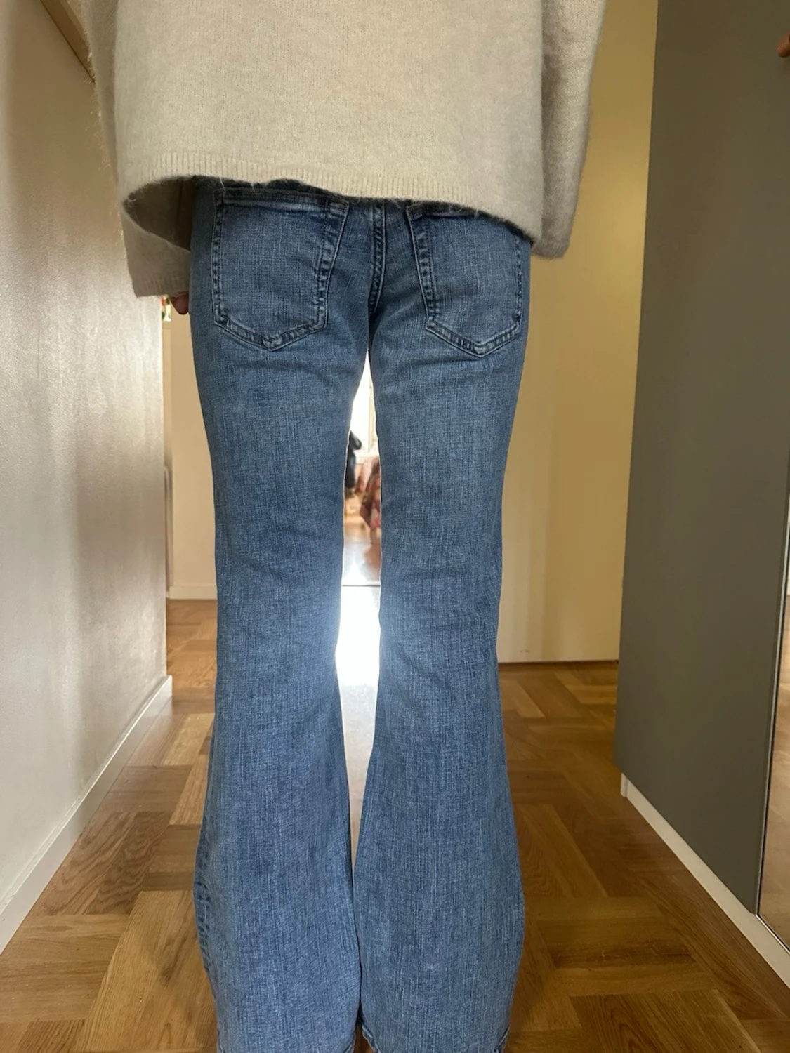 Low waist bootcut jeans - 1