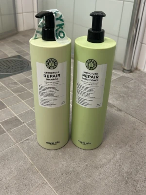 Shampo - Maria nila repair shampo och balsam, helt fulla (1000 ml)  och kommer inte till användning 