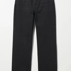 voyage jeans weekday - Säljer dessa fina weekday jeans då dem är för små för mig och bara tar plats i garderoben. Har själv aldrig använt dem. Skriv för mer info. Pris kan diskuteras!! (Köparen står för frakten)