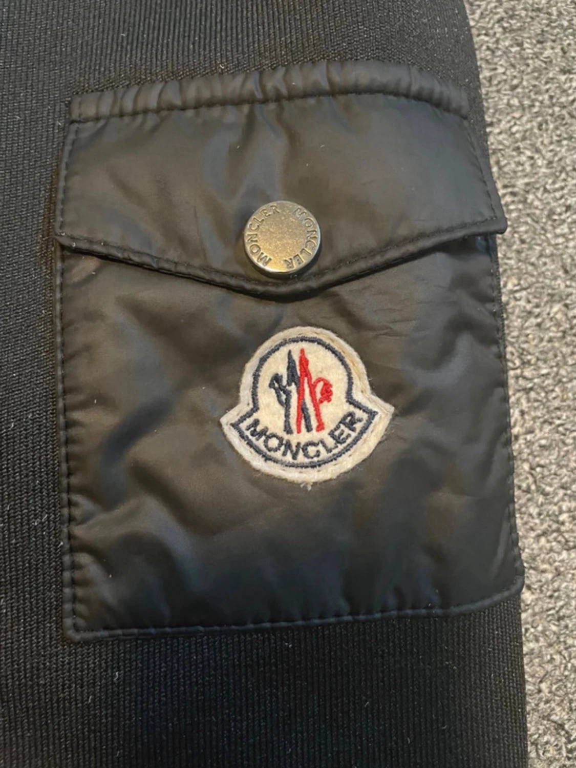 Moncler svart bomberjacka - 2