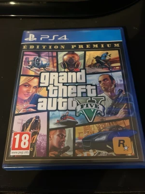 Grand Theft Auto V Premium PS4 - Säljer Grand Theft Auto V Édition Premium till PlayStation 4. Helt ny fungerar perfekt mycket bra skcik