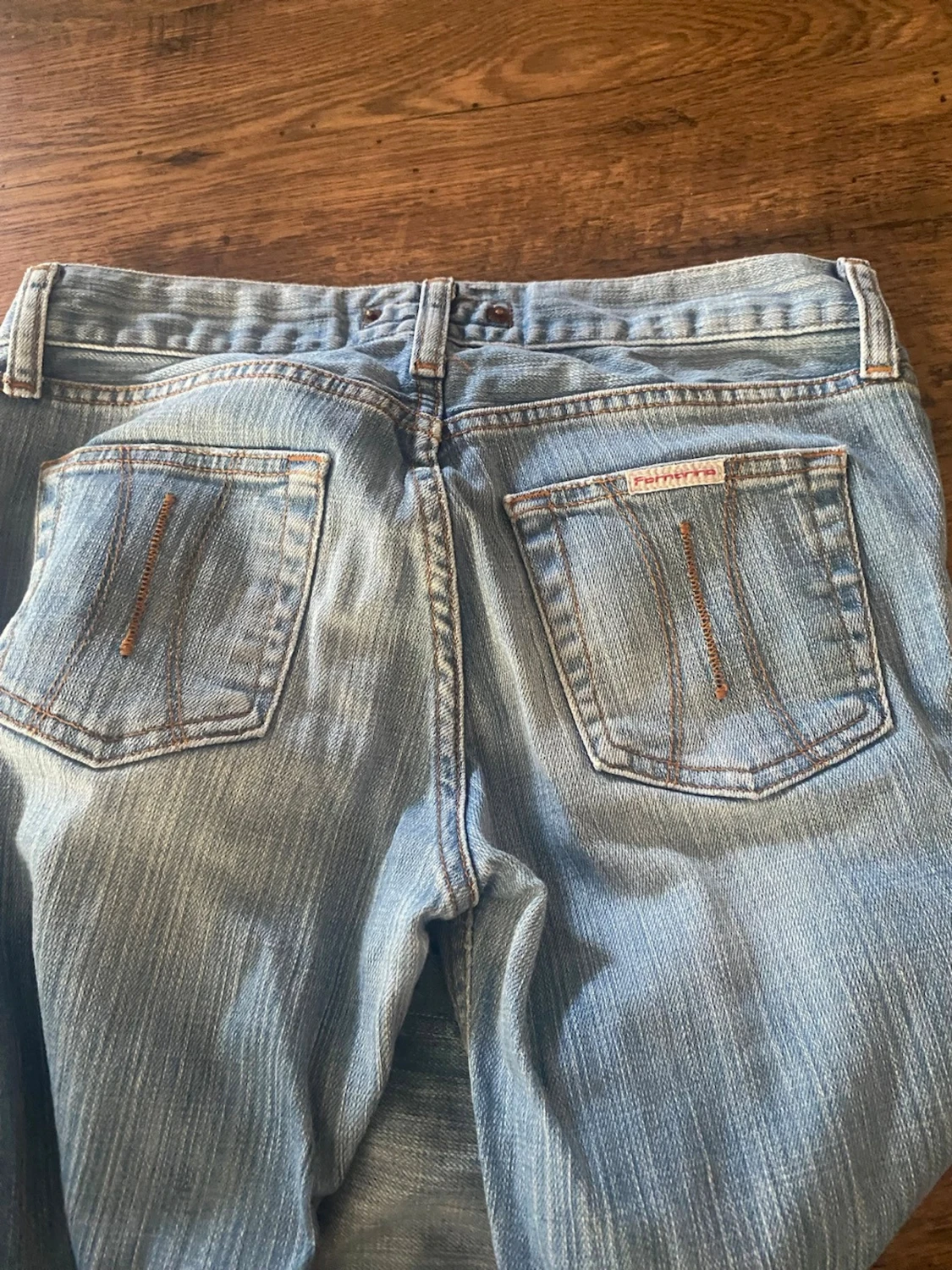 Ljusblå bootcut jeans från Fornairna  - 1