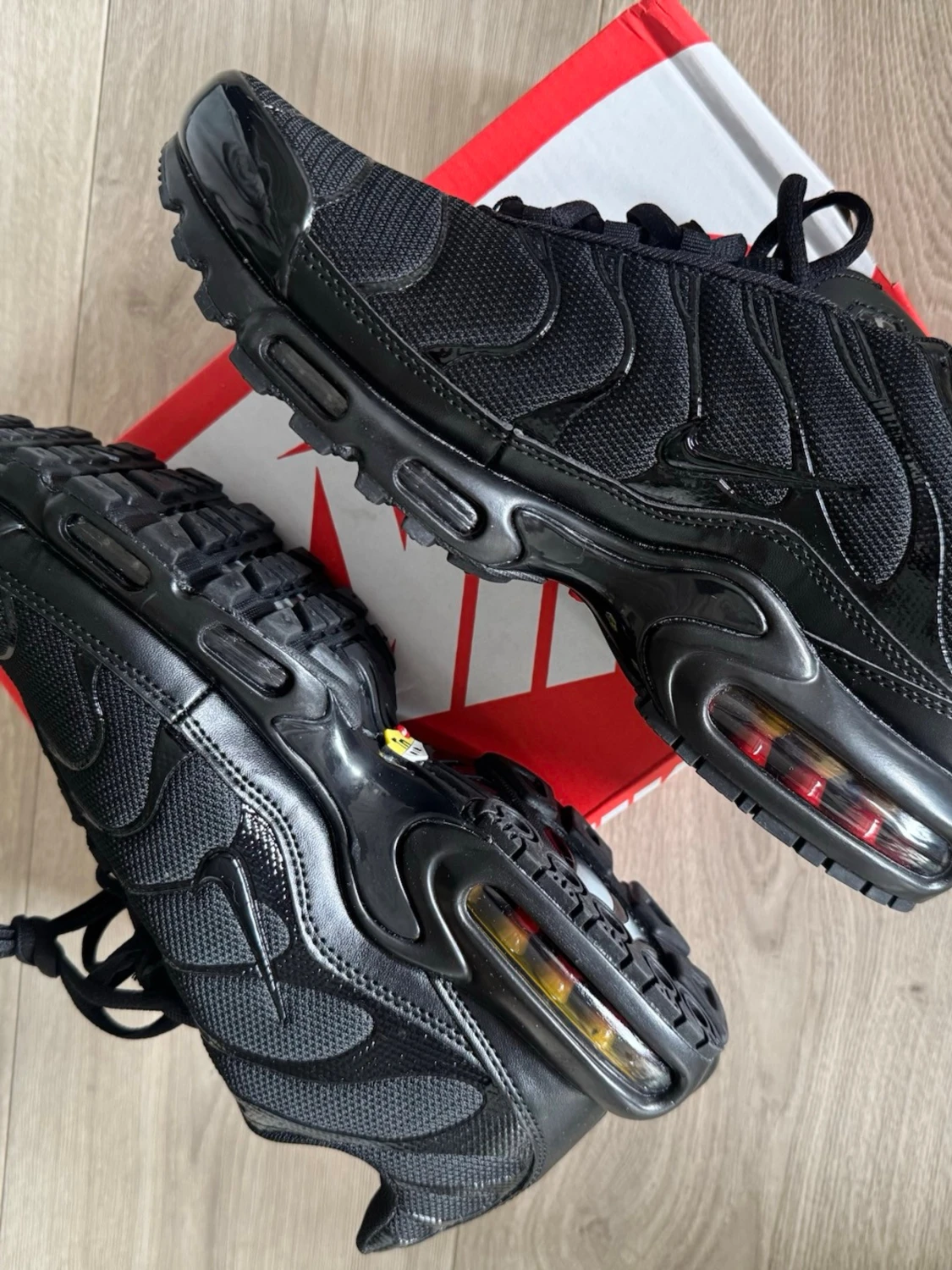 Nike Air Max Plus  - 2