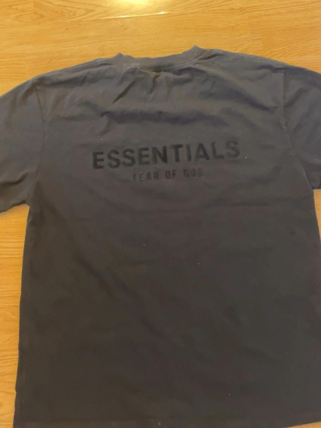 Svart Essentials Fear of God t-shirt - 1