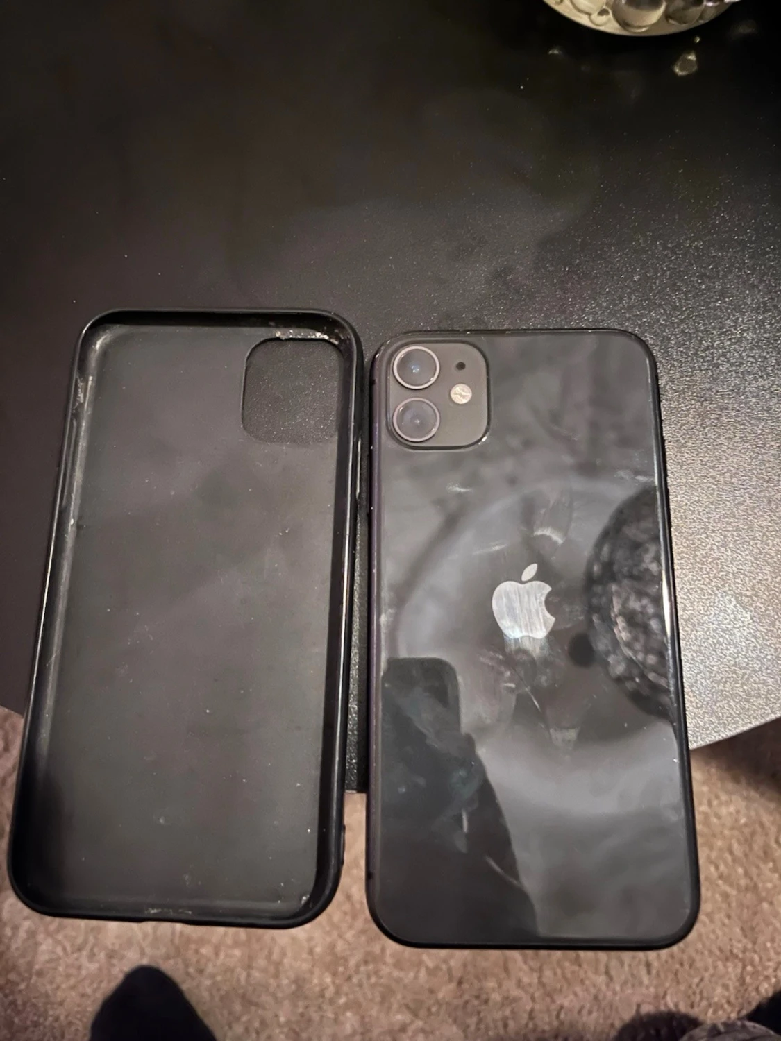 iPhone 11 - 1
