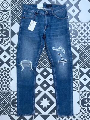 Tiger of sweden jeans - Tiger of sweden jeans  i modellen evolve. Helt nya, Inga defekter och det är bara att skriva vid frågor eller mer bilder mvh