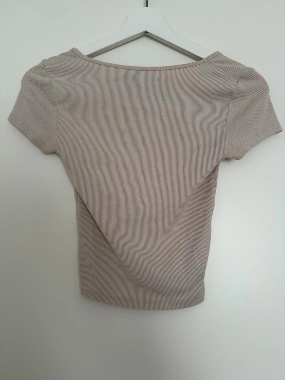 Beige ribbad topp från Bik Bok - 1