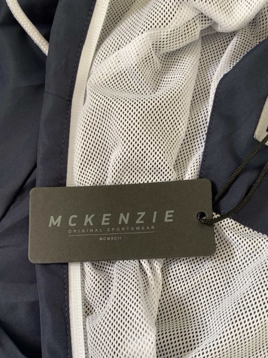 Mörkblå vindjacka från McKenzie - 5