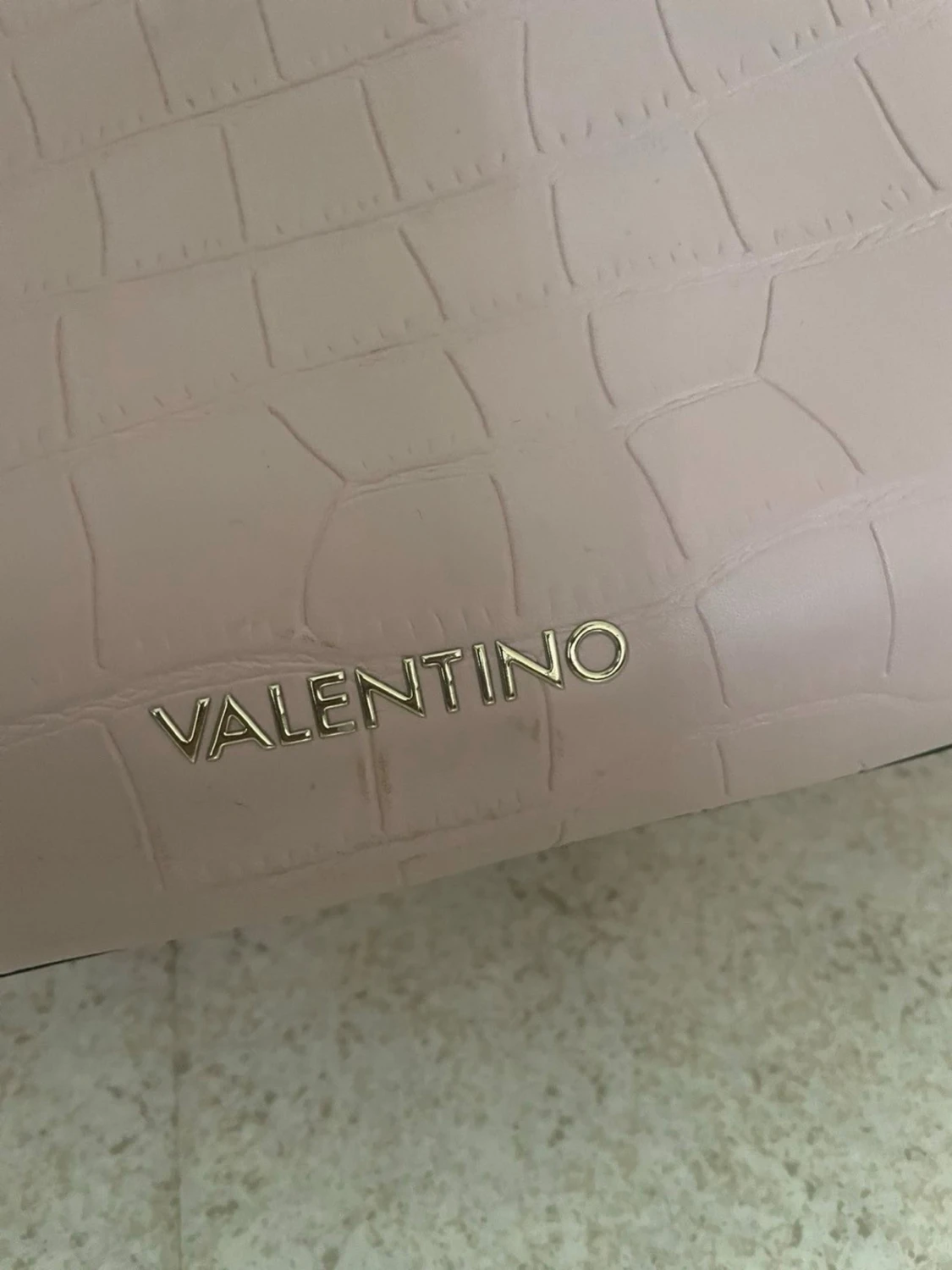 Ljusrosa handväska från Valentino - 3