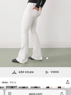 Cheap monkey jeans - Dessa är slutsåld!! booty bei low waist skinny bootcut jeans, från weekday, de e cheap monday jeans. Passar mig i längden som är 169, men har tyvärr blivit försmå nu. 26/32. Använda 5 ggr Max!!