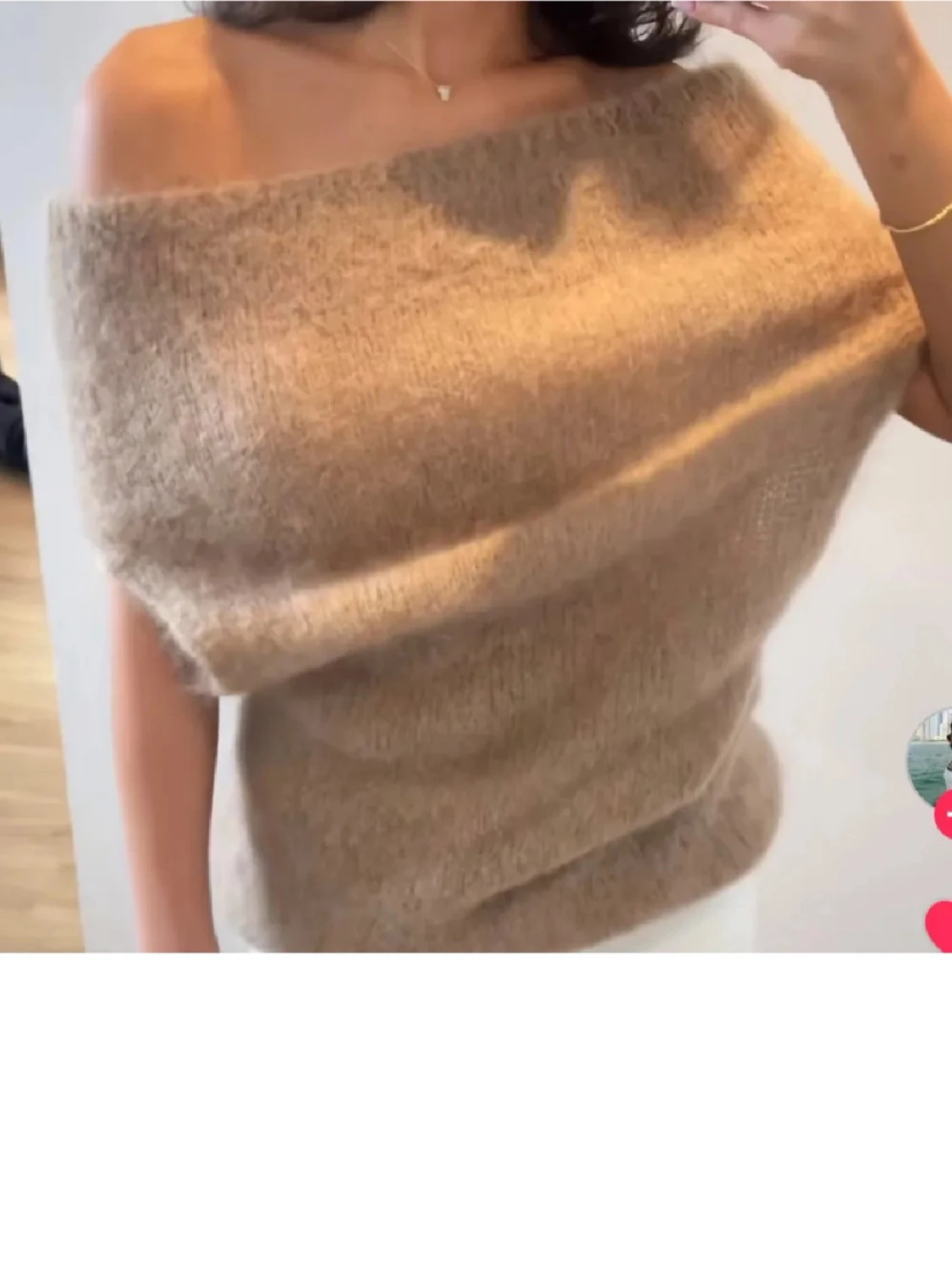 Beige off shoulder stickad tröja - 2