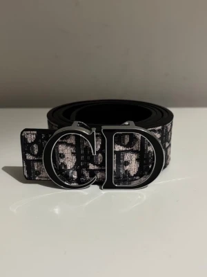 Dior bälte - Helt ny