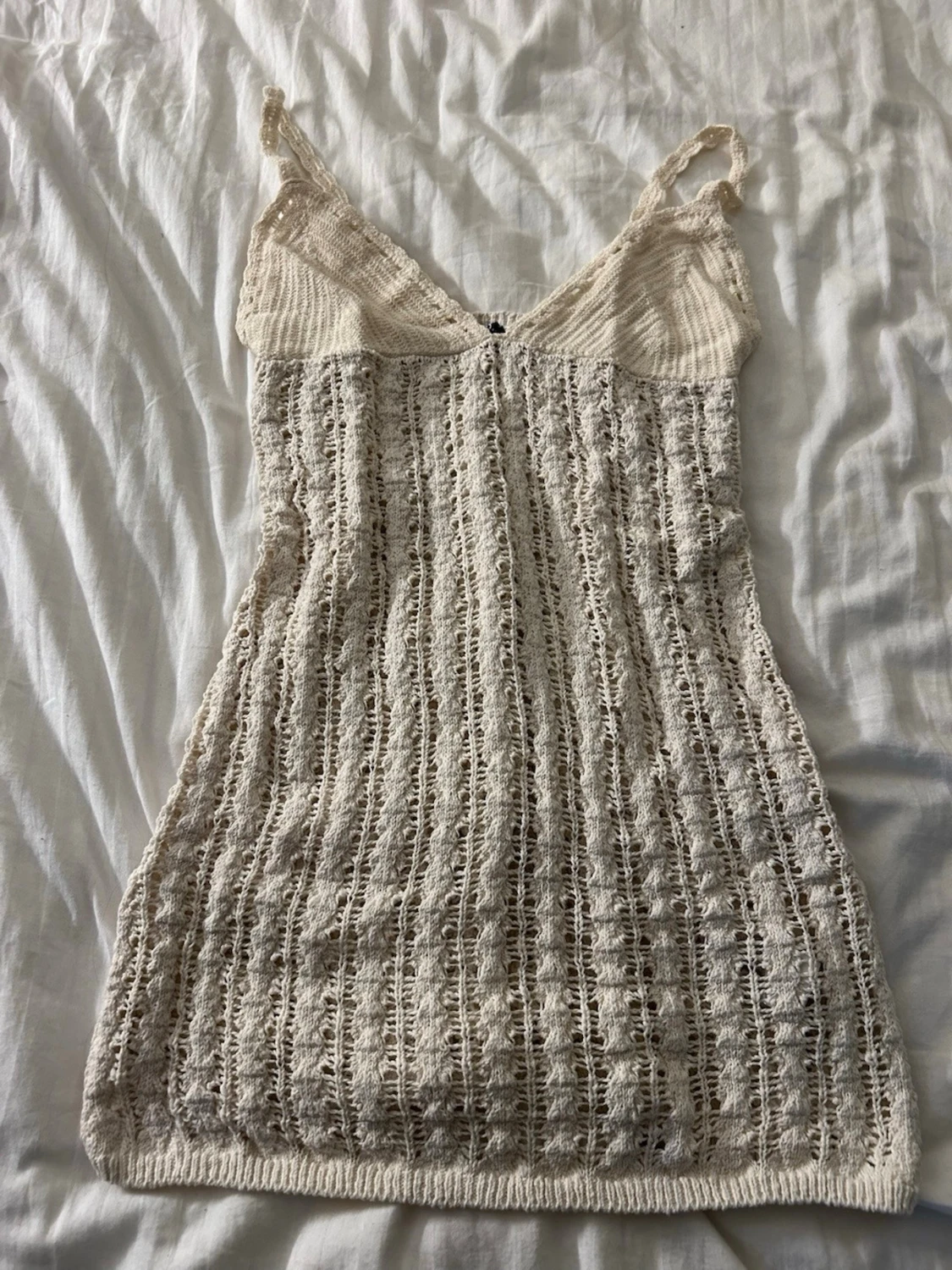 Beige stickad kortklänning H&M