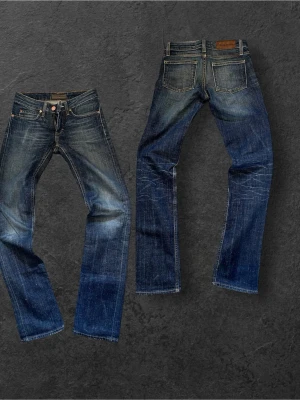 Blå jeans från Acne studios  - Acne jeans lite små men först till kvarn!