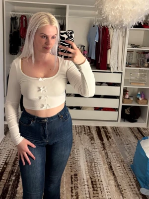 Tröja - M - ny - Tröja med prislapp storlek M pris 30kr