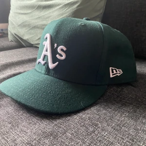 Fitted keps - Oakland athletics Fitted keps Aldrig använd  Storlek 7 3/8