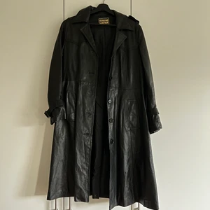 Vintage Läderkappa - Lång läderkappa, trench coat stil.  Vintage.  Strl: 42