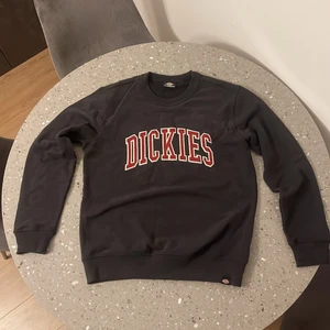 Dickies sweatshirt  - Storlek L, helt ny! 